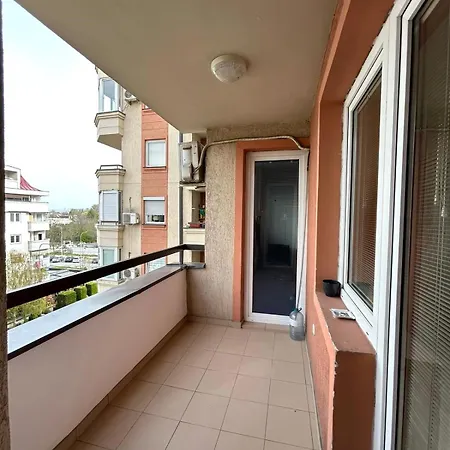 Es - Apartment